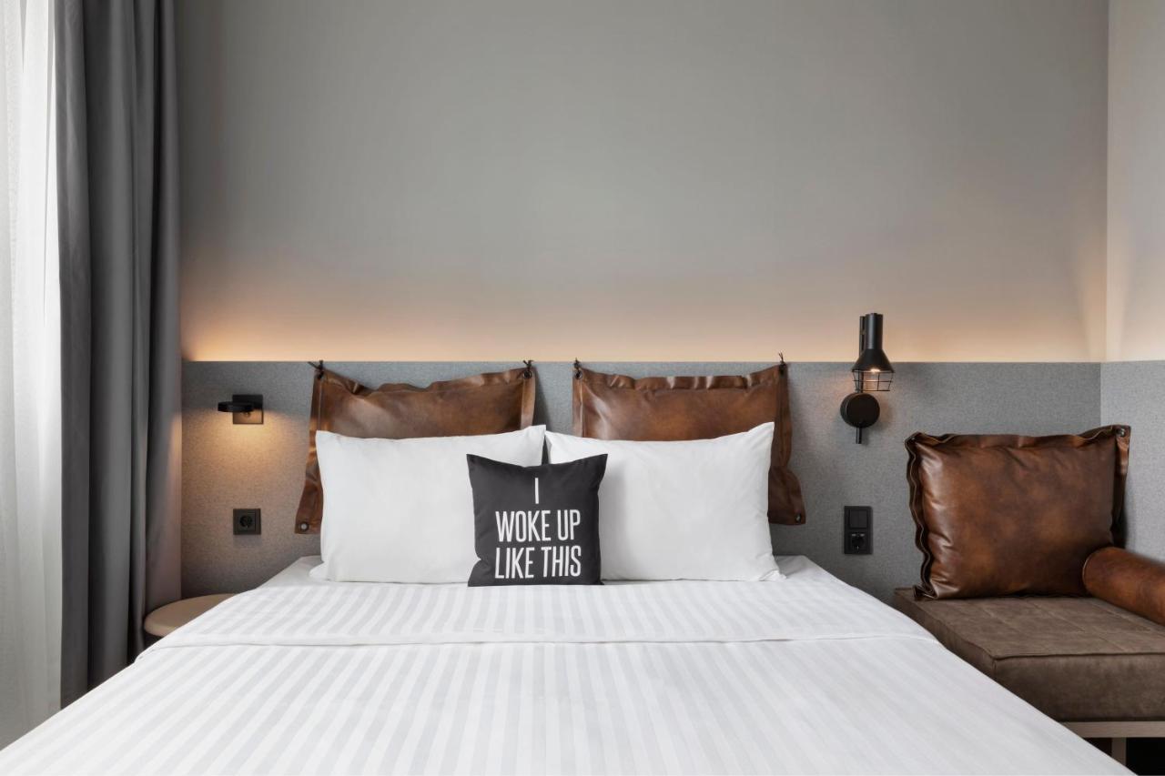 Moxy Duesseldorf City Εξωτερικό φωτογραφία