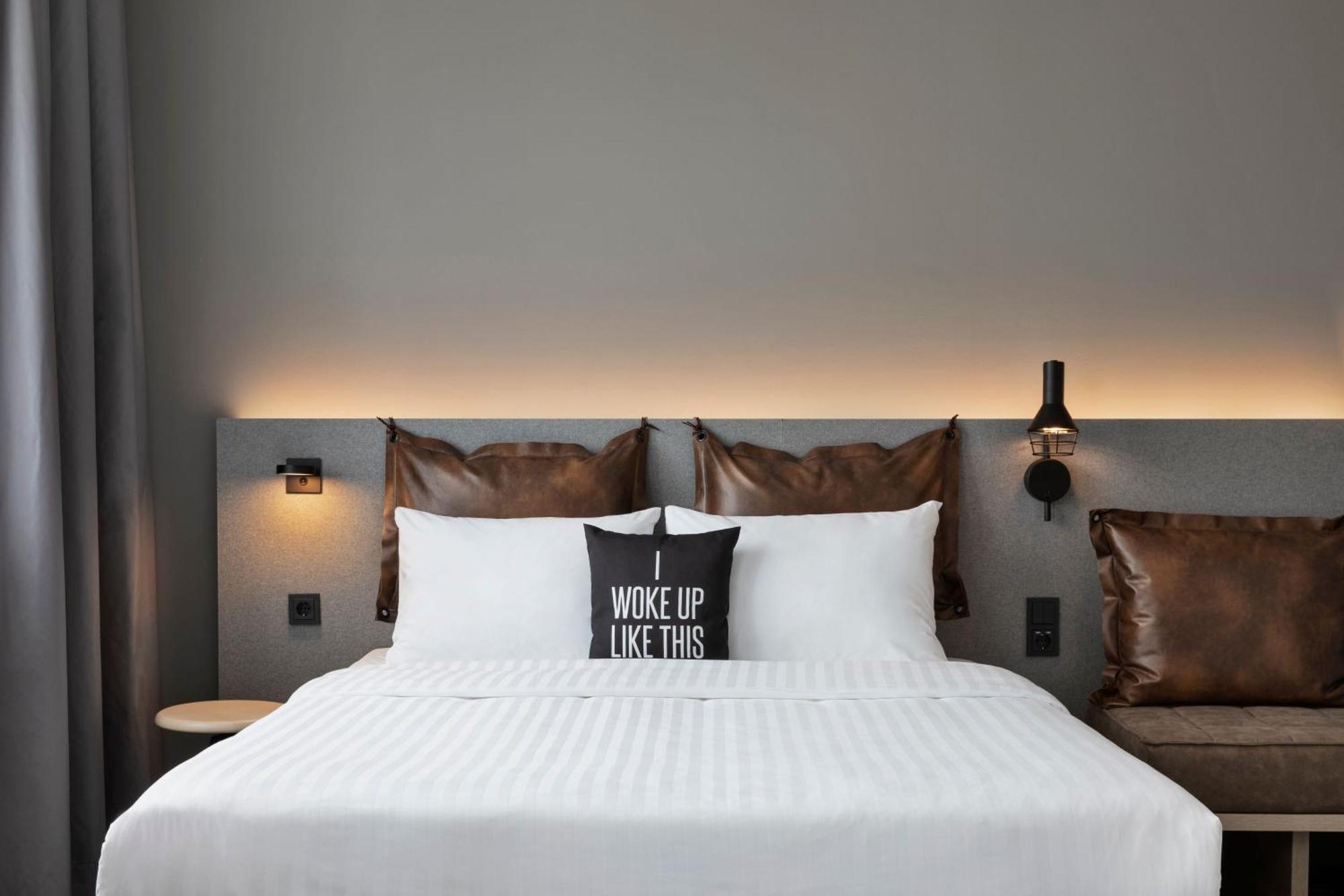 Moxy Duesseldorf City Εξωτερικό φωτογραφία