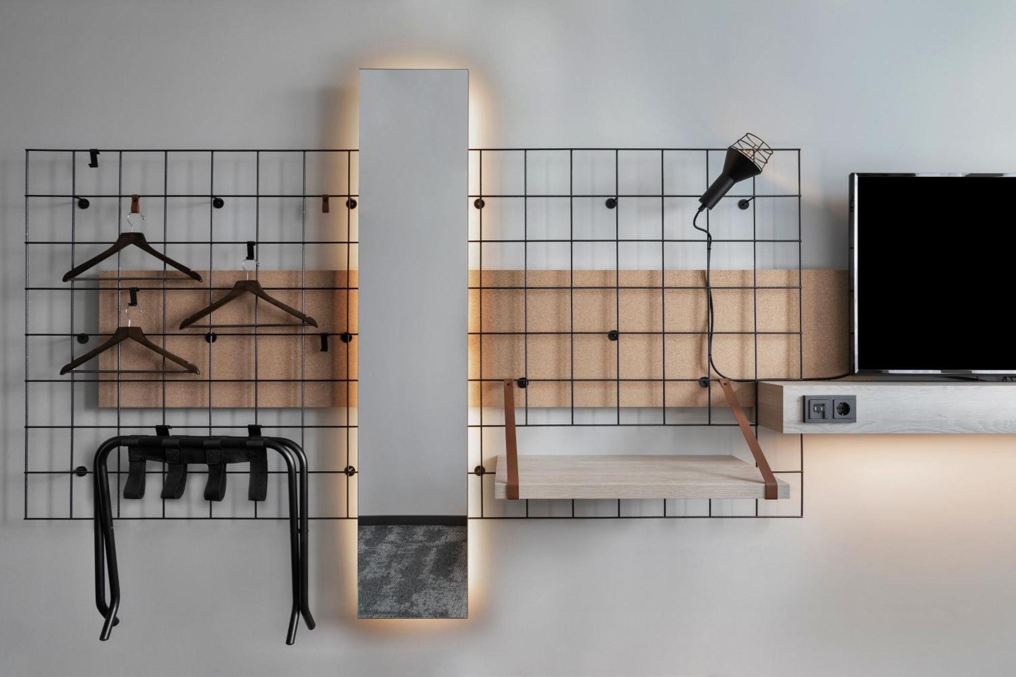 Moxy Duesseldorf City Εξωτερικό φωτογραφία